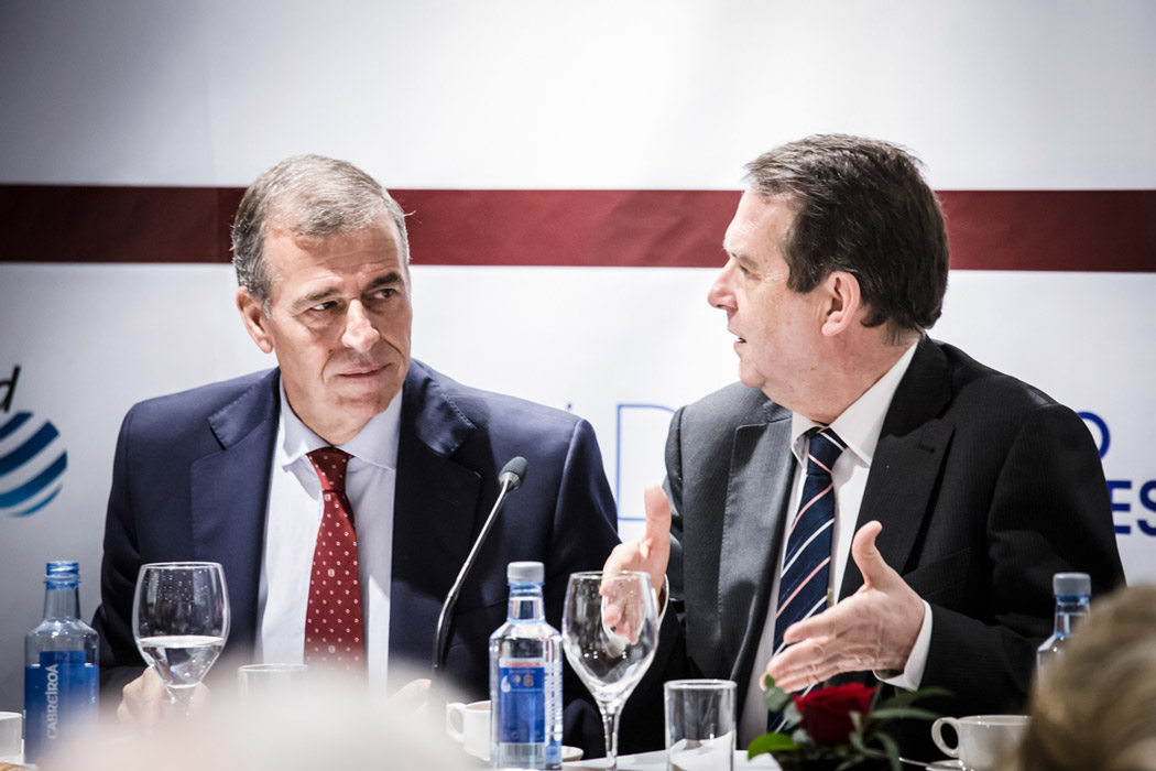 desayunos aragonex miembros antonio cosculluela y abel caballero