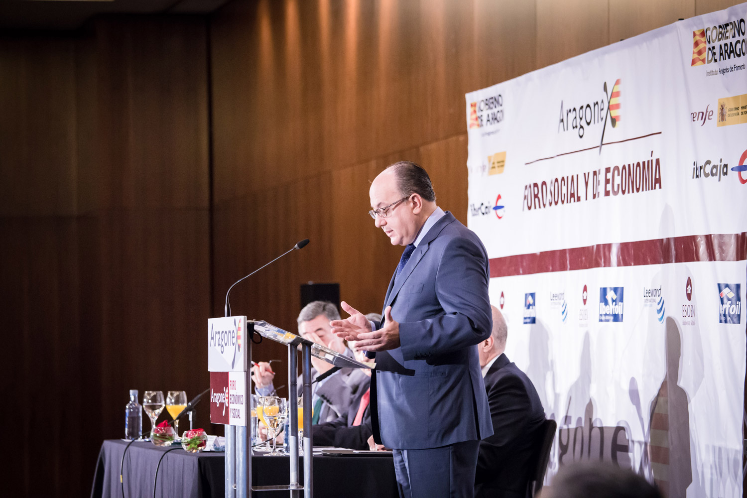 desayunos aragonex miembros jose maria roldán